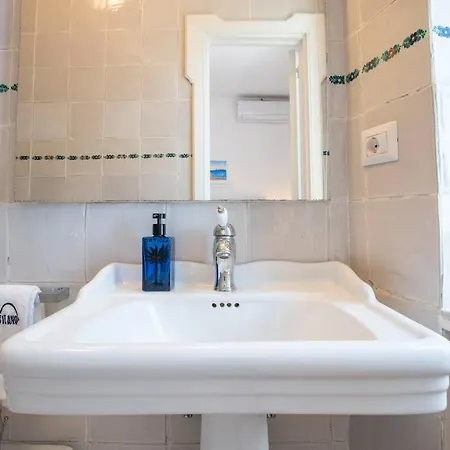 Posea Collection Tre Archi ポジターノ